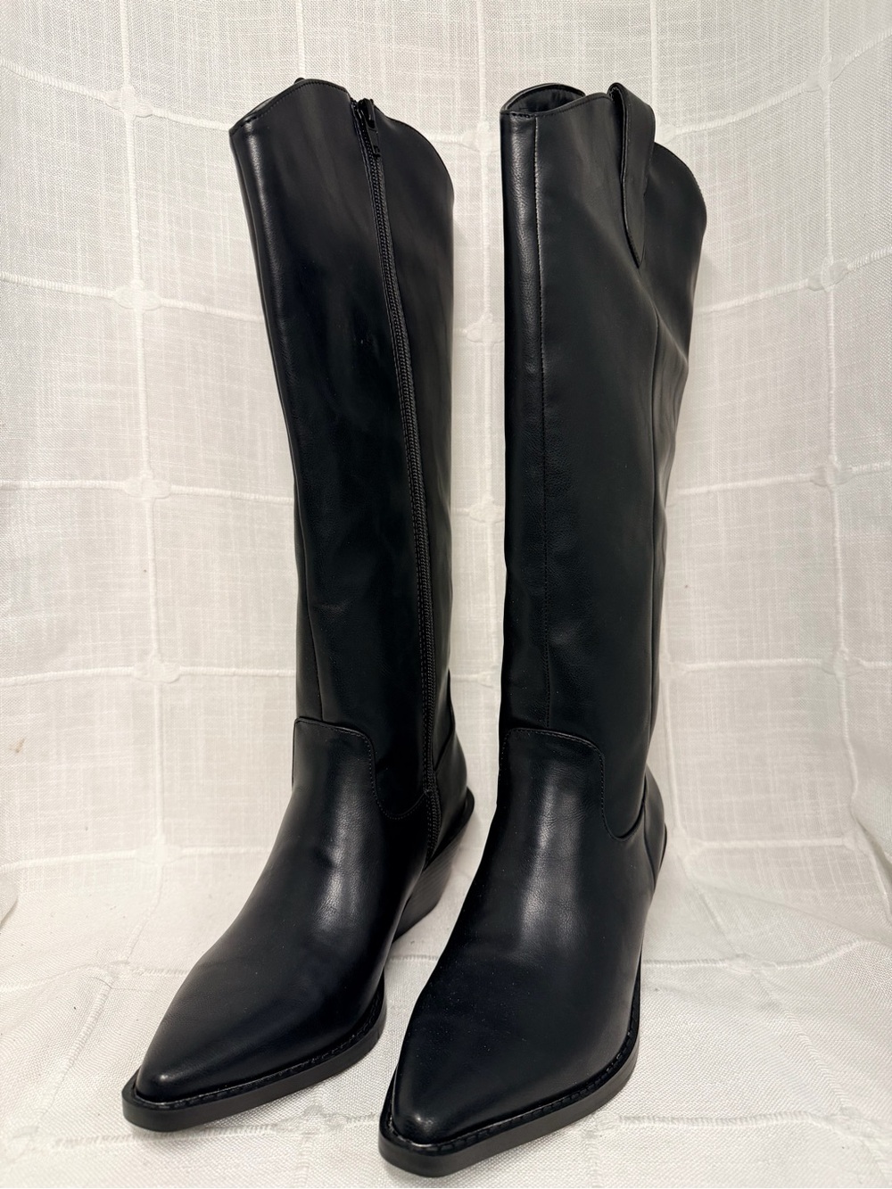 NWT Wild Pair Letitiaa Black Western Tall Boots 7.5M